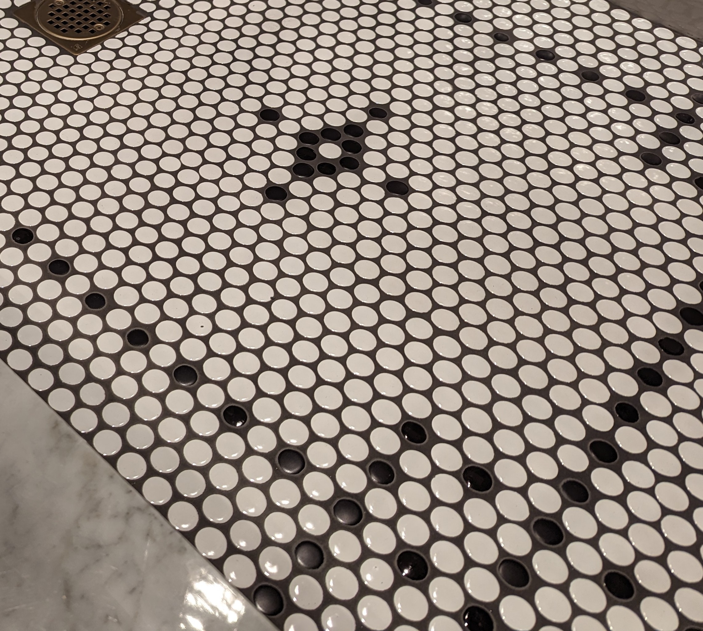 flooring contractor and remodeler in Salem OR, Kyle's TIle Co